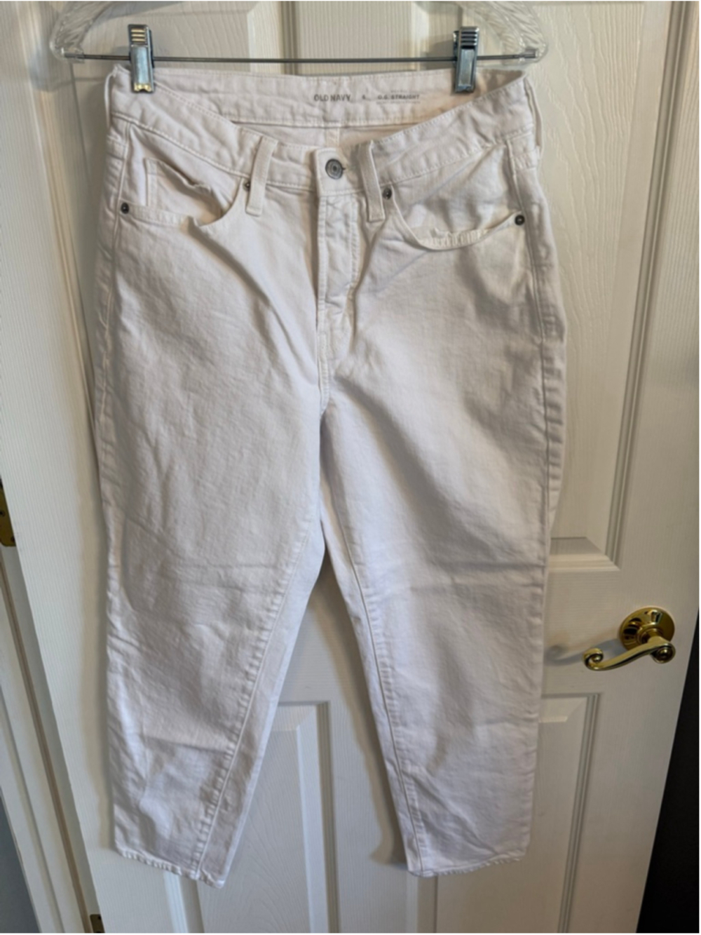White Old Navy O.G. Straight High Rise Secret Smooth Pockets jeans Size 6